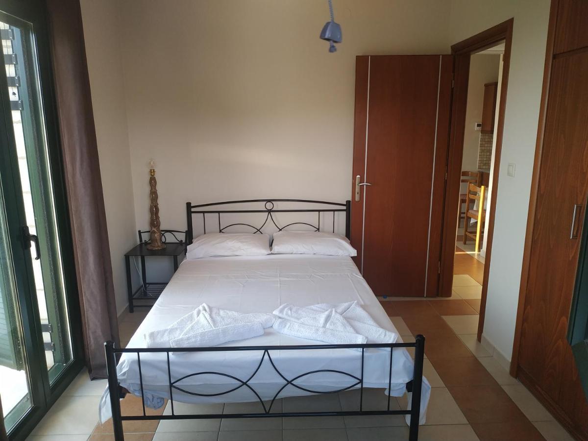 Papadeas Villas Megali Mantineia Esterno foto